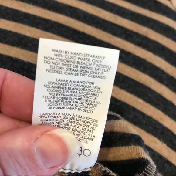 Cabi Striped Slant gray tan striped v neck jersey knit tunic top Medium #3629 - Picture 10 of 16